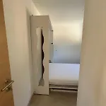 Casa Mana-y Apartmán *