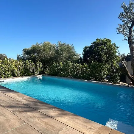 Casa Mana-y