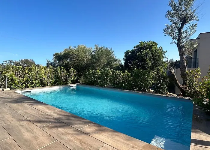 Casa Mana-y
